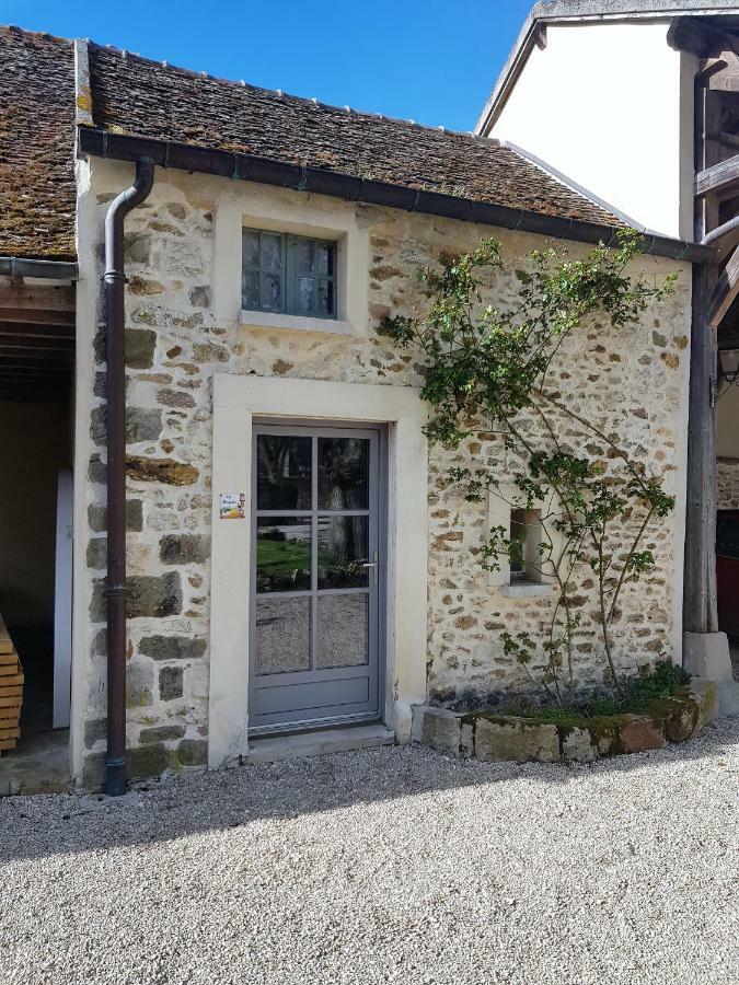 Вилла Le Prieure De Vernelle Gregy-sur-Yerres Экстерьер фото